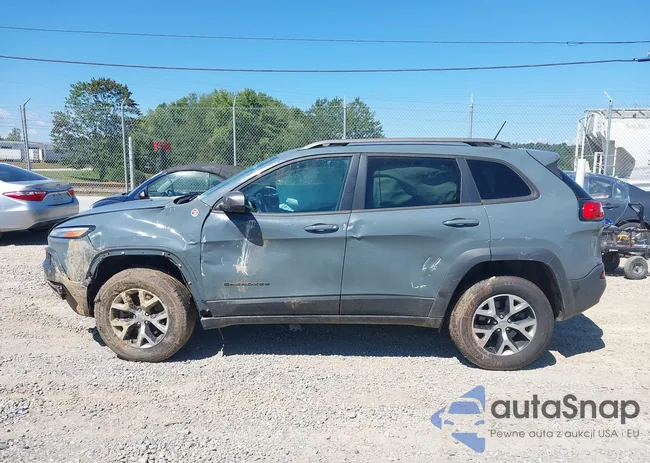 1C4PJMBS2FW717586: 43116227