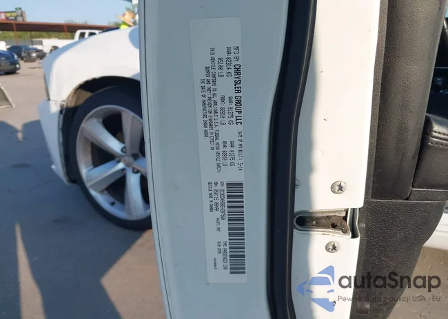 2C3CDXHG8EH287560: 43116564