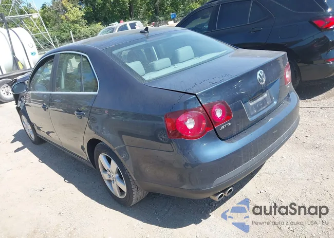 3VWRM71K98M003103: 43116584