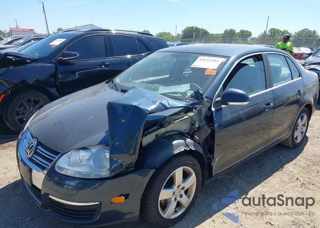 3VWRM71K98M003103: 43116584