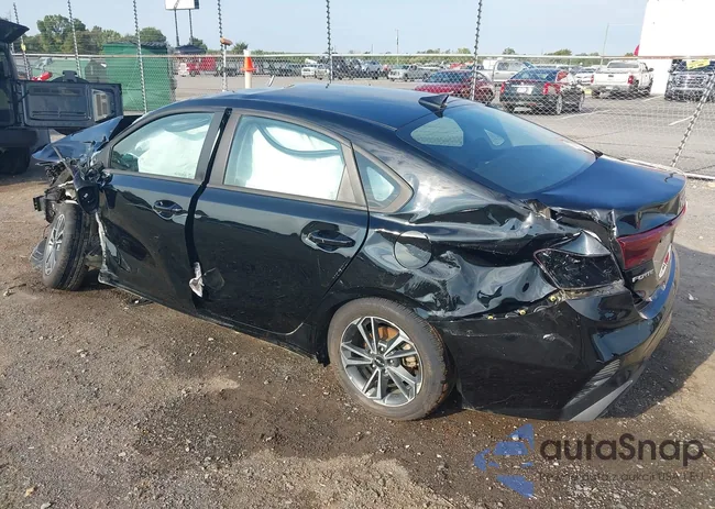 3KPF24AD0PE649022: 43116587