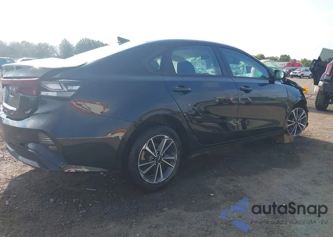 3KPF24AD0PE649022: 43116587