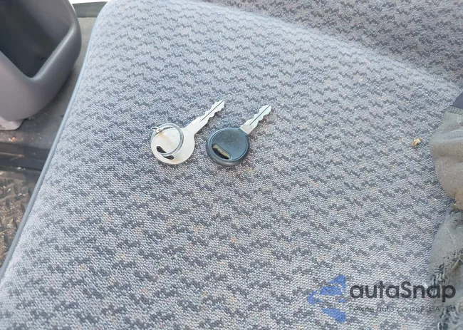 2B4GP24G3XR232781: 43116662