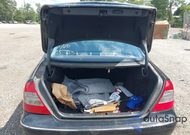 WDBUF87X88B252708: 43115750