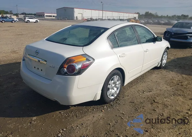 1N4AL2AP6BN498073: 43115830