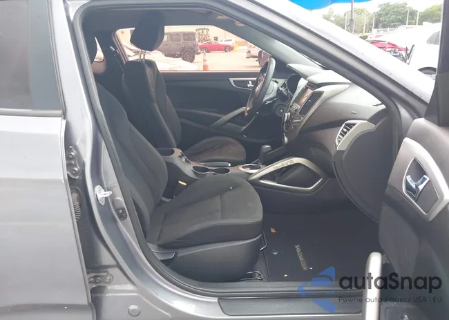 KMHTC6AD6FU227442: 43115844