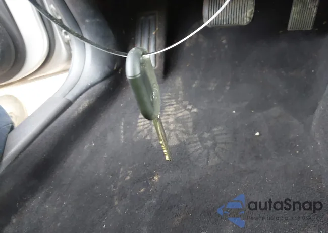 1LNHM86S53Y668182: 43115846