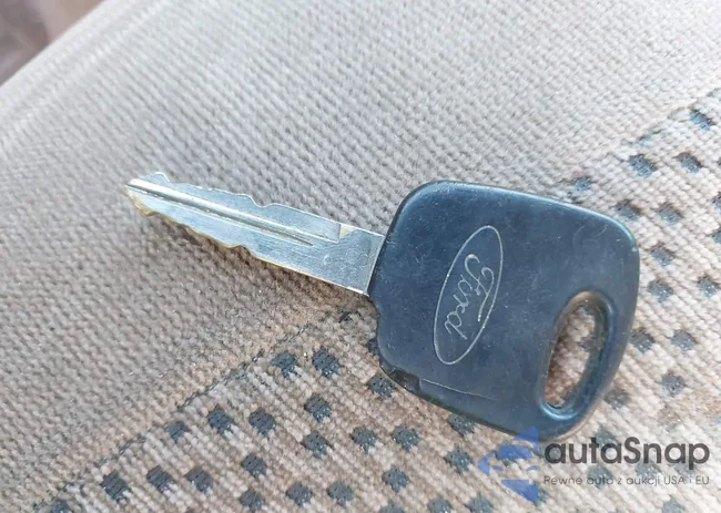 1FTRX17L9XNB17808: 43117305