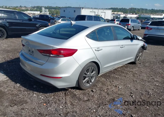 5NPD84LF1JH348752: 43117361