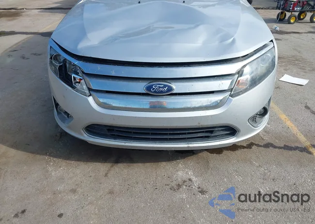 3FAHP0JA8CR103246: 43117044