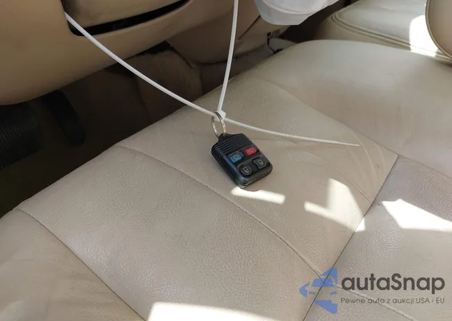 2MEHM75V89X609791: 43118159