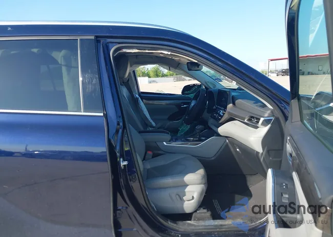 5TDYARAH0MS507749: 43118212