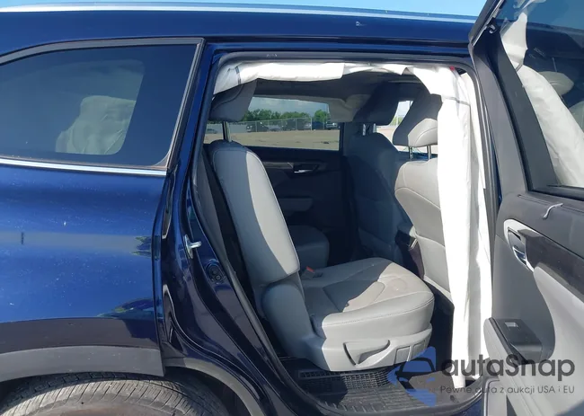 5TDYARAH0MS507749: 43118212