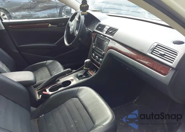 1VWCN7A33DC096210: 43118350