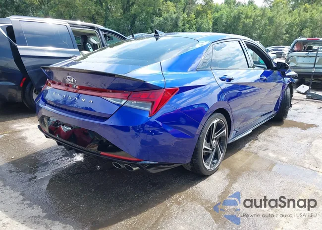 KMHLR4AF9PU589934: 43118500