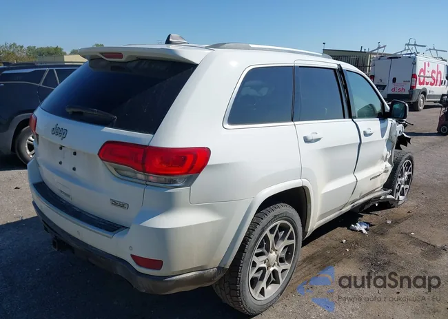 1C4RJFBG6JC265071: 43118535