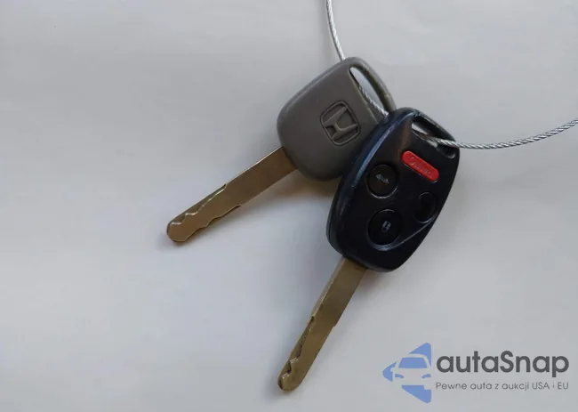 1HGFA16918L106097: 43118552