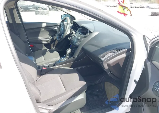 1FADP3F22HL279023: 43118573