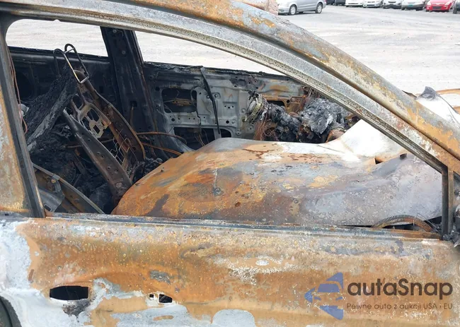 KMHCU4AE7EU761011: 43117706