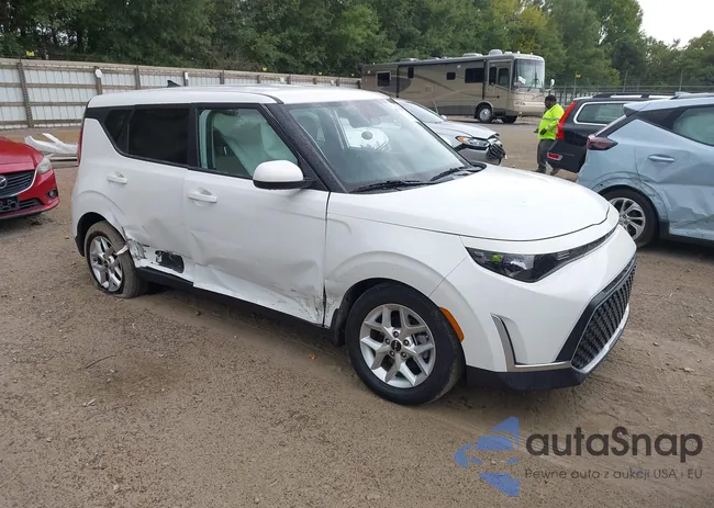 KNDJ23AUXR7231588: 43117755