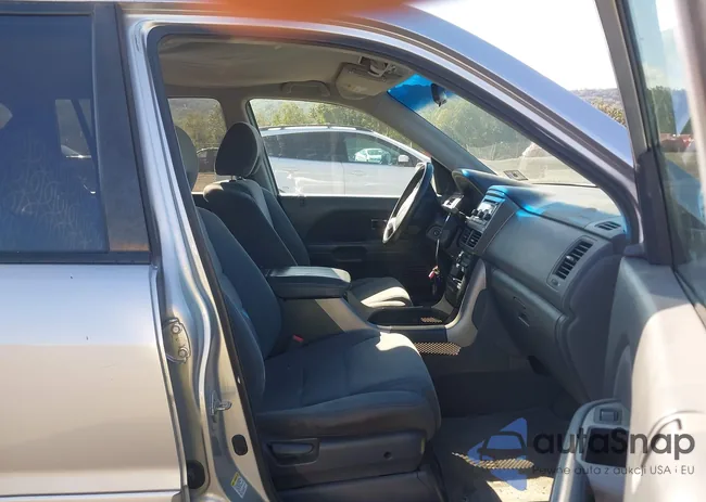 2HKYF18437H509754: 43117807