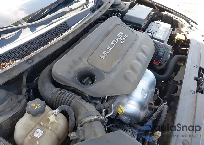 1C3CCCAB4GN145078: 43117997