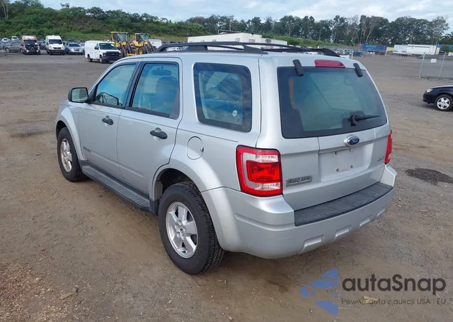 1FMCU92Z78KB15109: 43118027