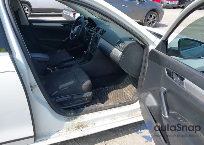 1VWAT7A30GC005315: 43119118