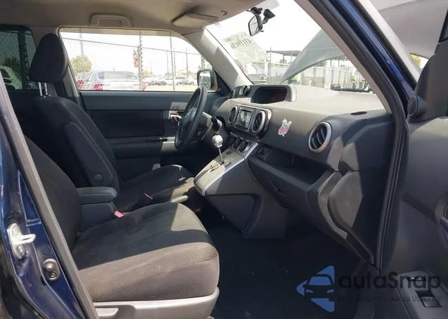 JTLKE50E181053626: 43119136