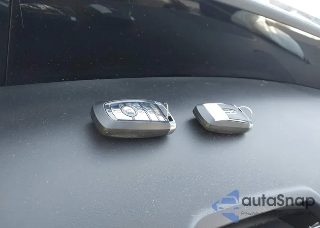 5LMPJ8K44RJ841636: 43119200