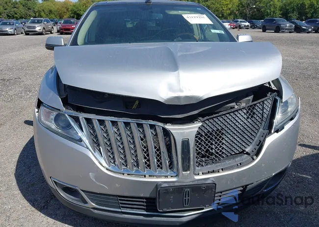 2LMDJ8JK6DBL11174: 43119291