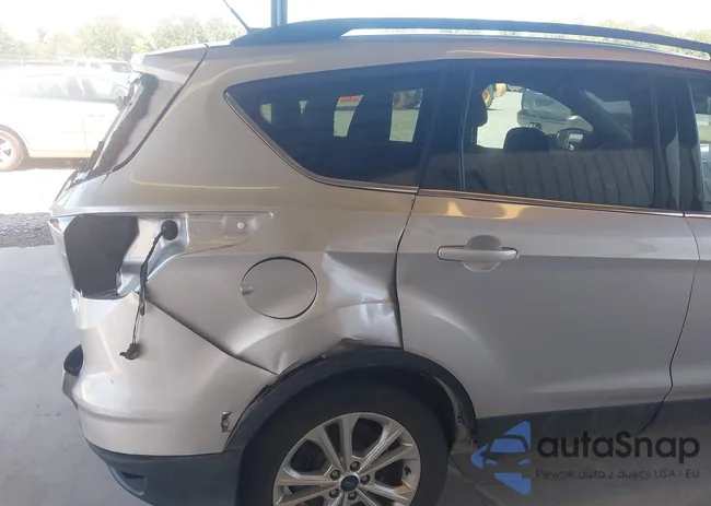 1FMCU9GDXJUC62452: 43119355