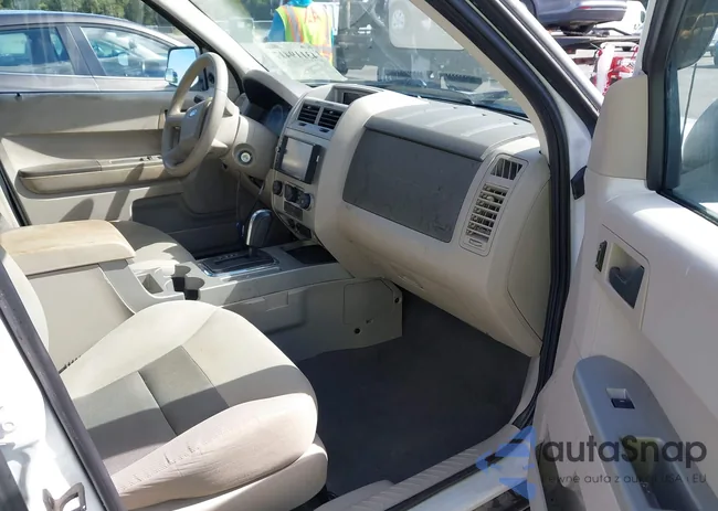 1FMCU59H88KA49868: 43119417