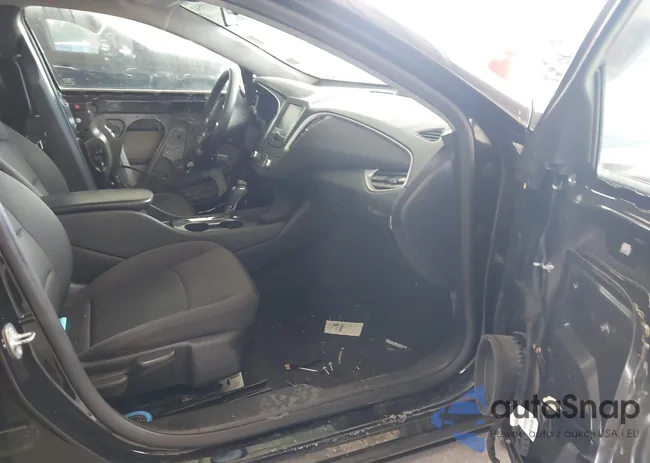 1G1ZB5ST1HF169807: 43119542