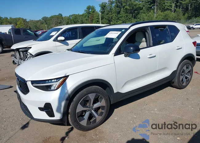 YV4L12UW6P2948418: 43119546