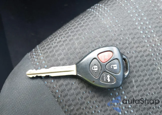 2T1BU4EE5BC555477: 43119617