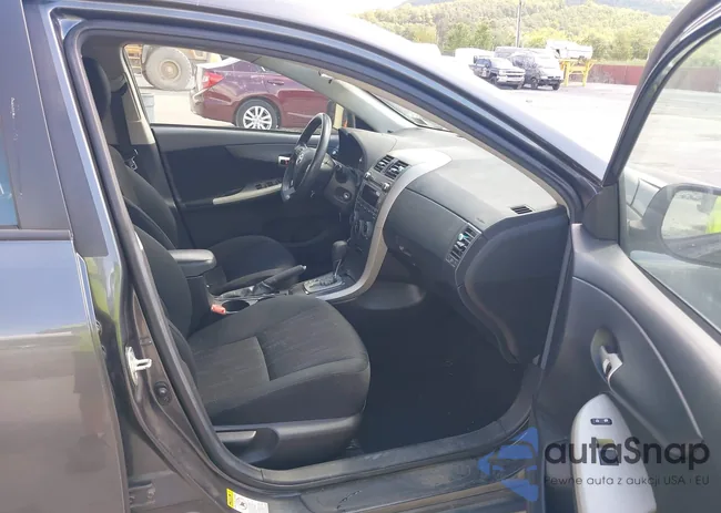 2T1BU4EE5BC555477: 43119617