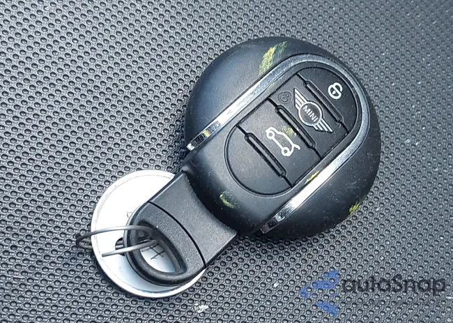 WMWWJ5C0XL3L03674: 43119686