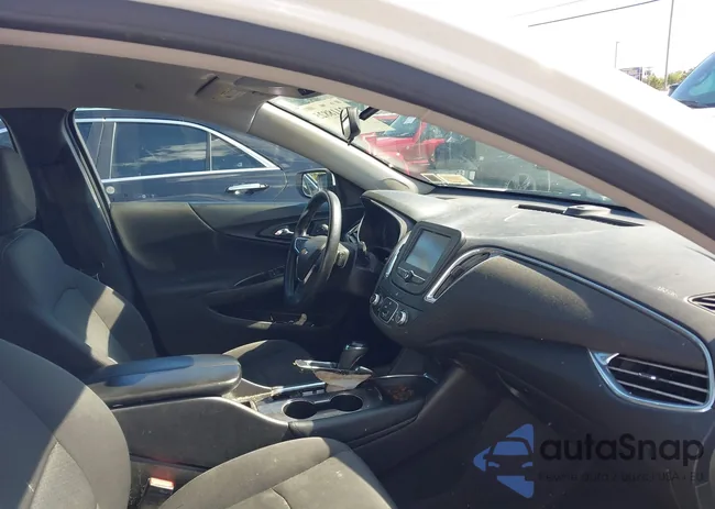 1G1ZE5ST5HF279878: 43118825