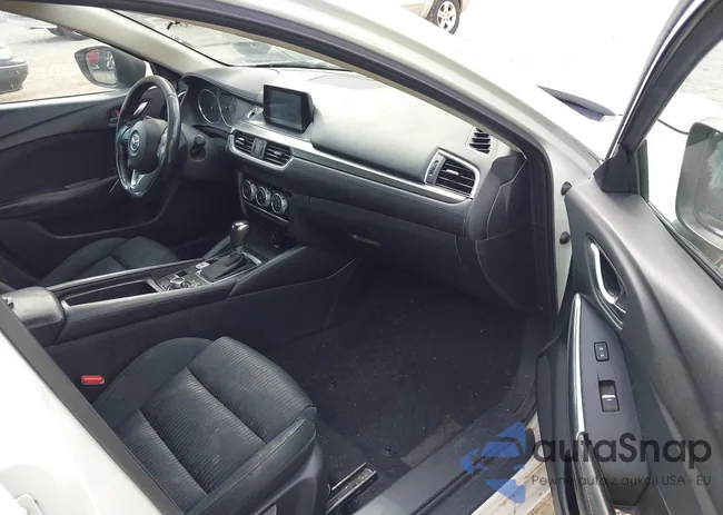 JM1GJ1U55G1468883: 43118890