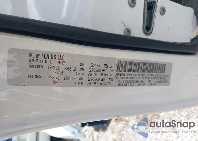 1C4PJLCB6JD533880: 43118978