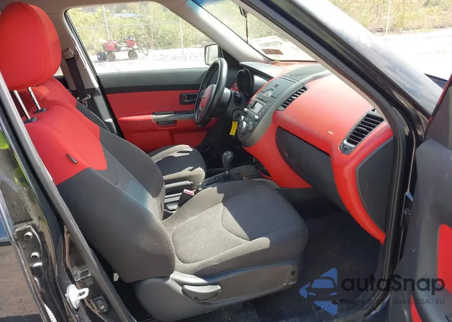 KNDJT2A21A7041883: 43119019