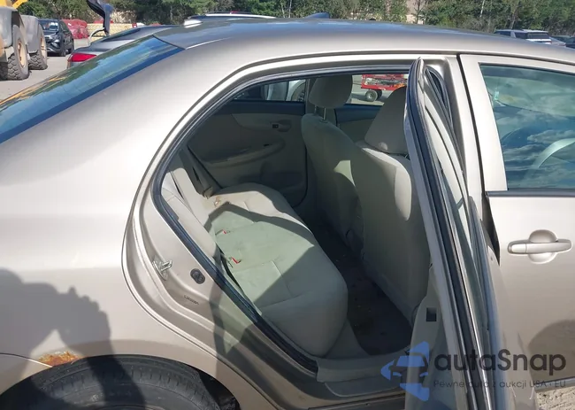 2T1BU40E99C141524: 43119057