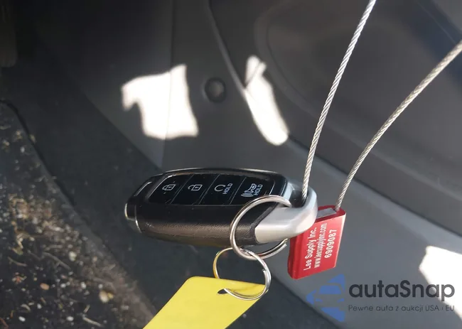 KM8K3CAB8NU920116: 43119064