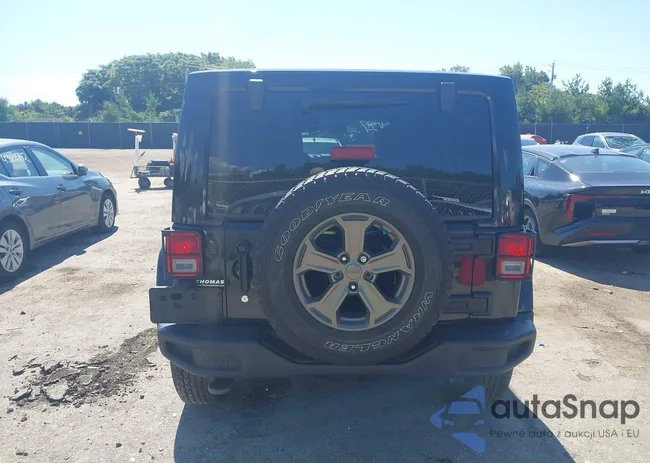 1C4BJWDG3JL879722: 43119087