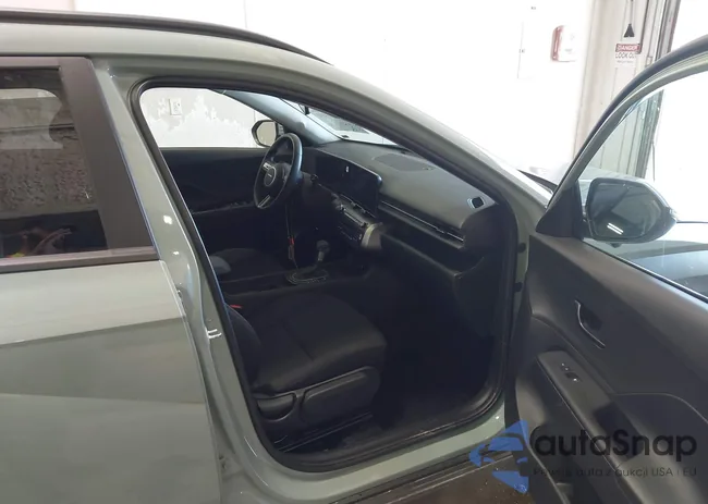 KM8HBCAB3SU301738: 43120300