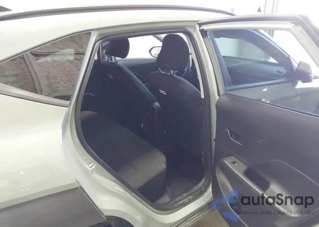 KM8HBCAB3SU301738: 43120300