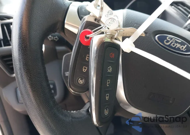 1FMCU9J97DUC42250: 43120382