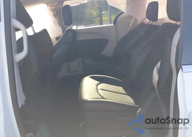 2C4RC1L77PR569411: 43120407