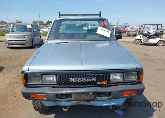 JN6ND06YXDW004015: 43120437